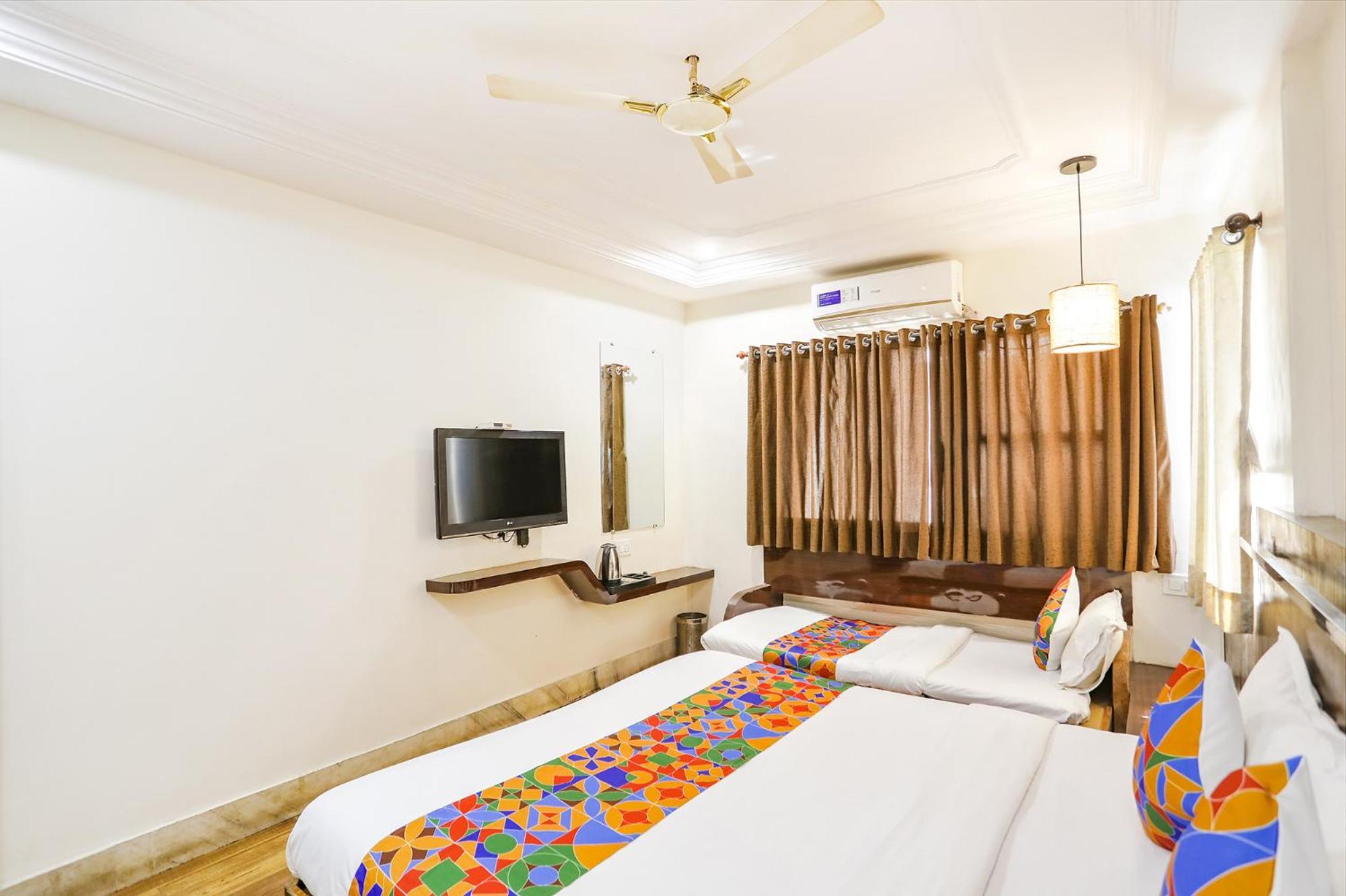 Fabhotel Shirdi Park Inn Экстерьер фото